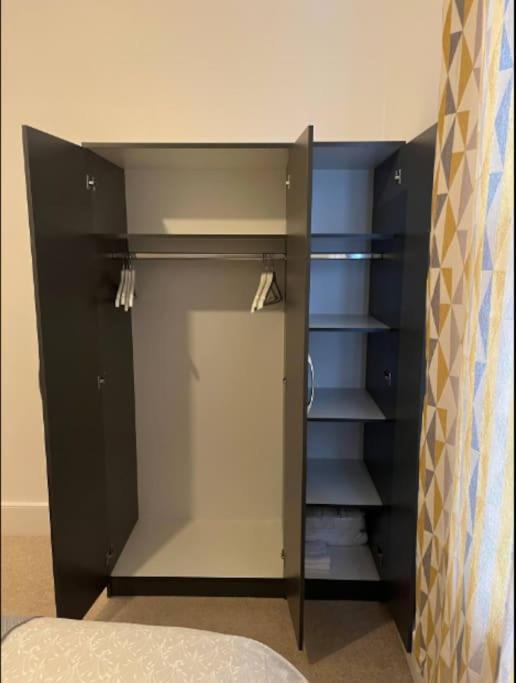 Two Bedroom Flat In Londres Extérieur photo