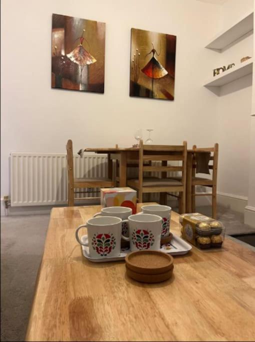 Two Bedroom Flat In Londres Extérieur photo